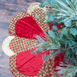 Gold Red Checkered Tree Skirt - 120cm -Christmas Decor Sales Store CS027B GOLD RED CHECKERED TREE SKIRT STYLED 00745.1684910134