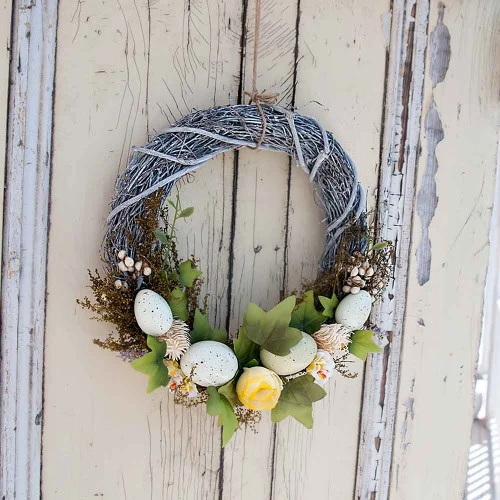 Easter Floral Tulip Half Wreath - 26cm 5 Easter Floral Tulip Half Wreath - 26cm - Image 4