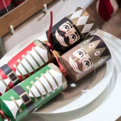 The Nutcracker Christmas Crackers (Pack Of 6) - 30.5cm -Christmas Decor Sales Store KT0107 THE NUTCRACKER CHRISTMAS CRACKERS CLOSE 91359.1685406079