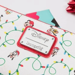 Loungefly Mickey Mouse Holiday Wreath Purse - 20cm -Christmas Decor Sales Store LOUWDWA2335 LOUNGEFLY MICKEY MOUSE HOLIDAY WREATH PURSE 1200 3 40188.1691047240